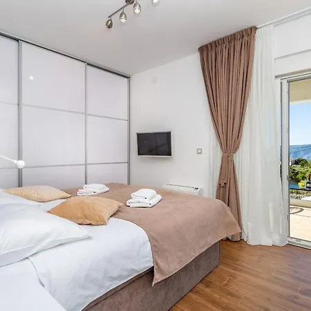 Holiday home Insula Aurea No.2